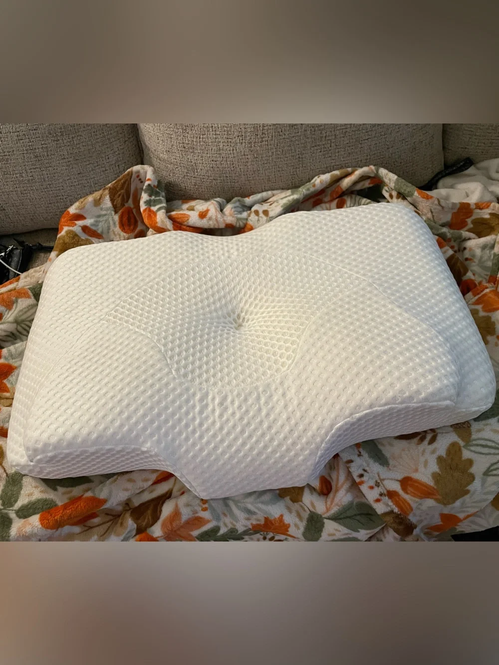 Contoured Memory Foam Pillow with Cooling Cover